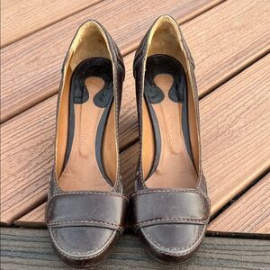 Vintage Chloe Leather Pumps
